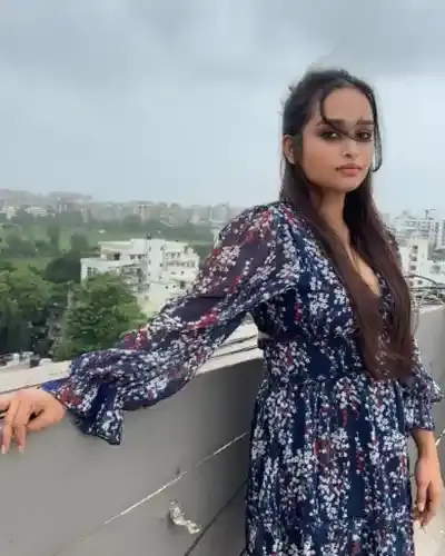 Panch Pakhadi Escorts